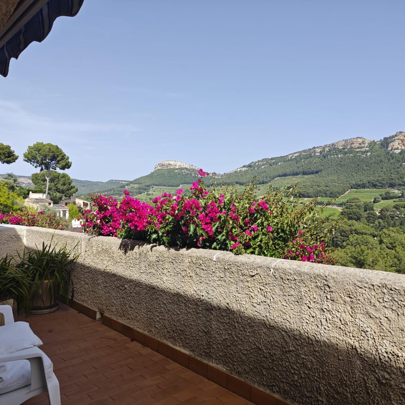 T2 A * Cassis